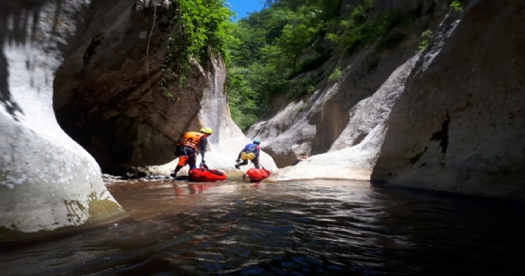 NEBOLU'DA 2 KM'LK KANYON, 7 METRELK ELALE KEFEDLD