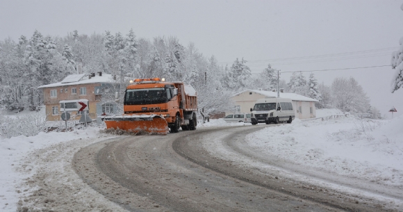 NEBOLU'DA 6 KY YOLU KAPALI