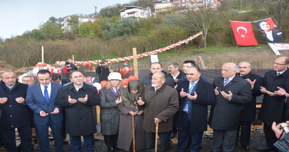 ABANA'DA RENC YURDU TEMEL ATILDI