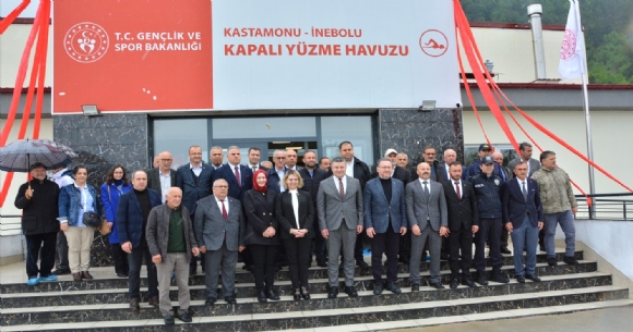 KAPALI Y�ZME HAVUZUNDA MUTLU SON