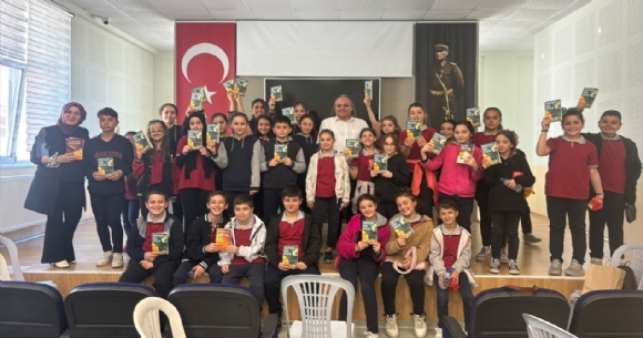 KTAP FUARI VE YAZAR ZBEYR TOKGZ'E YOUN LG