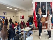 ��RENC�LERE MESLEK TANITIMI VE ANLAMLI HED�YE