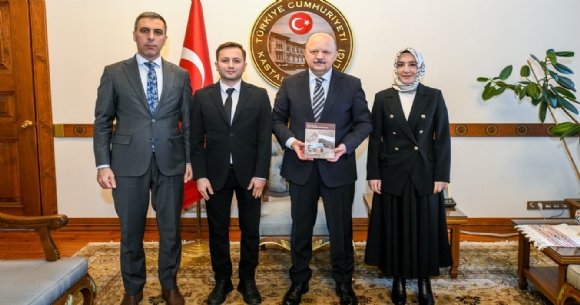 S�HEYL �NVER'�N KASTAMONU NOTLARI K�TAPLA�TIRILDI